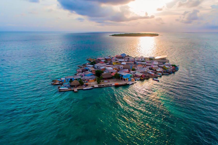 Puerto Caracol Isla Mucura Hotel Екстериор снимка