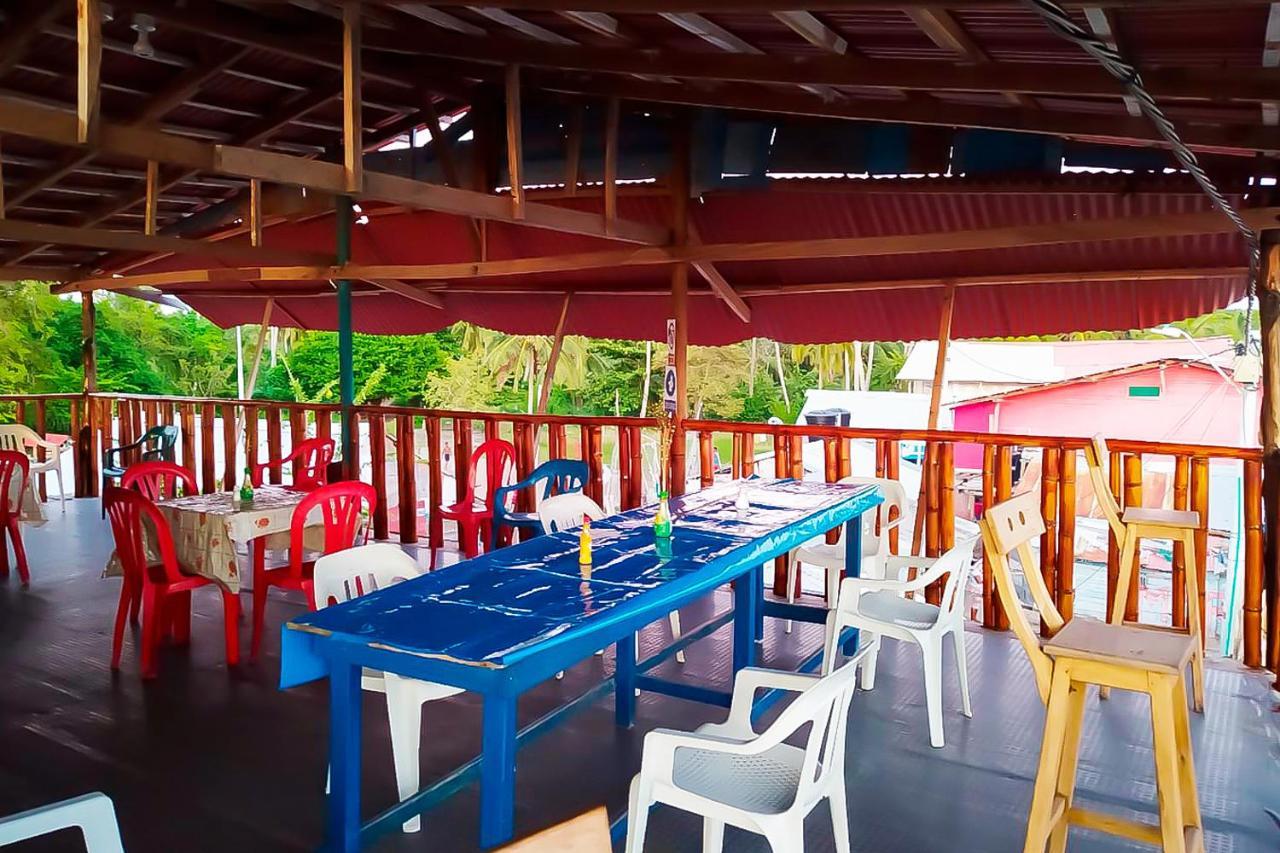 Puerto Caracol Isla Mucura Hotel Екстериор снимка