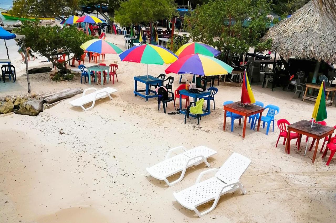 Puerto Caracol Isla Mucura Hotel Екстериор снимка